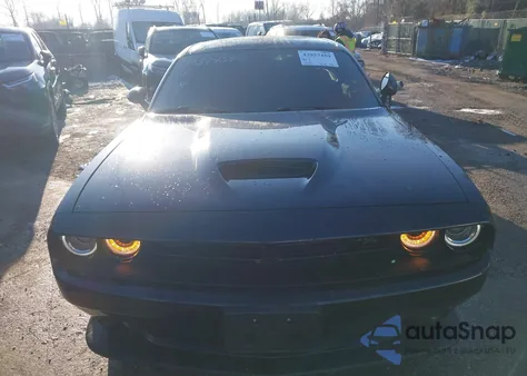 2021 Dodge Challenger R/T из США, поврежденный, VIN 2C3CDZBTXMH676619